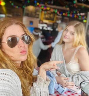 Poppy Montgomery Instagram - Happy birthday beautiful girl! We are so madly in love with you and your glorious spirit! You are a rainbow in the clouds, sunshine on a cloudy day, a spring flower after the rain … you brighten up the world and we love more than words can ever say! ⛅️ ☀️ 🌸 🌈 

The world is your oyster @haleysanford_ ☀️☀️☀️