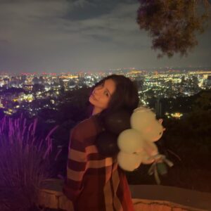Porima Cheng Instagram - 就這樣又過了一年
這一年收穫和成長都很多☺️
謝謝這段路能夠遇見每一個親愛的你
謝謝機智的BB
謝謝身邊每一個家人朋友們
有你們我真的好幸福好多的愛!!!!!!
Love you guys so so much❤️