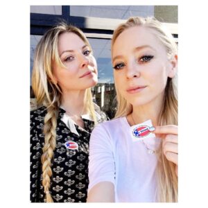 Portia Doubleday Instagram - Me and my sis voted! @kaitlindday TAG ME IN YOUR VOTING PICS! #election2016 #ivoted ♥️✌️♥️🙌♥️