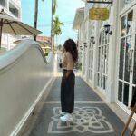 Pradaini Surva Instagram - vegan resort in the heart of 📍 Chiang mai @awaychiangmai - 🍀 the vintage Summer aesthetics 🍀 the varieties of vegan food 🍀 the delicious desert buffet 🍀 sound healing session 🍀 the cozy suite 🍀 the amazing service 🍀 close to night market and temples 🍀 in the heart of the city - There are so many more reasons why This is a beautiful resort to stay in🤍 There are so many more reasons why this is such a brilliant stay right in the centre of the city. - Thank you @pickyourtrail For making this experience Truly truly amazing - Hasslefree holidays , pickyourtrail , travel now , memories and all