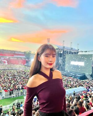 Praepetch Udomsartporn Instagram - ไปดูมา 3ประเทศ ที่ไทยดินแดนเมียหลวงทำให้ขนลุกครั้งแรก💚 #BamBamArea52inBKK 🔥🔥🔥
