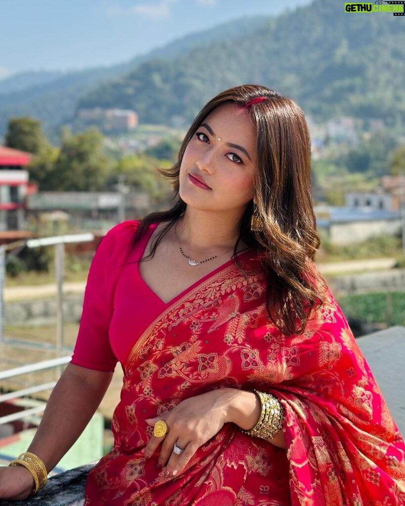 Prakriti Shrestha Instagram - In my head, I m still in Nepal 🇳🇵 ☁️ ⛰️ Esha Mangalsutra: @kajalnainafinejewelry