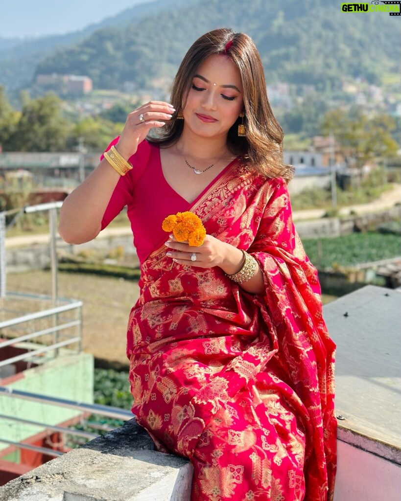 Prakriti Shrestha Instagram - In my head, I m still in Nepal 🇳🇵 ☁️ ⛰️ Esha Mangalsutra: @kajalnainafinejewelry