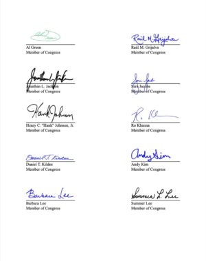 Pramila Jayapal Instagram - I and @repmadeleinedean led 55 other members, in calling on the Biden administration to enforce U.S. law and withhold offensive aid to Israel that can be used for a Rafah assault.

We all must keep working to achieve a lasting ceasefire to save lives, return hostages, and build a path toward security for all.