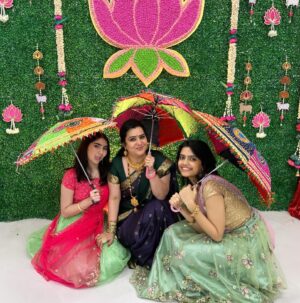 Pranathy Sadhanala Instagram - శుభోదయం నేస్తాలు 🫶🏻నా సంతోషానికి చిరునామా 🫶🏻 #goodmorning #godblessyouall #blessedlife🙏 #mydarlingdaughters #🫶🏻 #pranathymanasupalike