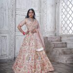 Pratiksha Rai Instagram - MUA- @makeover_rituu Hair - @trendystylesbypriyal Wearing - @paaneri_dadar Jewellery- @ashok_satra_bridal_jewellery