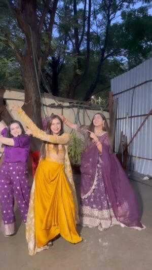 Pratiksha Rai Instagram - When its our “Pack UP Time” 😅😂 @radhika_chhabra_rads