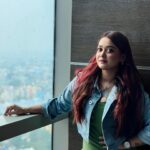 Pratyusha Paul Instagram - 𝘈𝘯𝘥 𝘵𝘩𝘦𝘺 𝘬𝘦𝘦𝘱 𝘢𝘴𝘬𝘪𝘯𝘨 𝘮𝘦 𝘸𝘩𝘦𝘳𝘦 𝘩𝘢𝘱𝘱𝘪𝘯𝘦𝘴𝘴 𝘤𝘢𝘯 𝘣𝘦 𝘧𝘰𝘶𝘯𝘥, 𝘣𝘶𝘵 𝘭’𝘮 𝘯𝘰 𝘭𝘰𝘯𝘨𝘦𝘳 𝘵𝘳𝘺𝘪𝘯𝘨 𝘵𝘰 𝘧𝘪𝘯𝘥 𝘩𝘢𝘱𝘱𝘪𝘯𝘦𝘴𝘴 𝘐 𝘫𝘶𝘴𝘵 𝘢𝘱𝘱𝘳𝘦𝘤𝘪𝘢𝘵𝘦 𝘸𝘩𝘦𝘳𝘦 𝘪 𝘢𝘮 𝘢𝘯𝘥 𝘵𝘩𝘦𝘯 𝘩𝘢𝘱𝘱𝘪𝘯𝘦𝘴𝘴 𝘧𝘪𝘯𝘥𝘴 𝘮𝘦..🧚🏻‍♀️🦋🌿☀️🧘🏻‍♀️🌇🌻 . . . . . . . . . . . . #postivevibes #ontopoftheworld #believe #quotes #pratyushapaul #deepquotes #positivethoughts #universe #actorslife