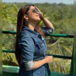 Pratyusha Paul Instagram - 𝘵𝘩𝘦 𝘧𝘰𝘳𝘦𝘴𝘵. 𝘐𝘵 𝘪𝘴 𝘵𝘩𝘦 𝘱𝘭𝘢𝘤𝘦 𝘸𝘩𝘦𝘳𝘦 𝘺𝘰𝘶 𝘩𝘦𝘢𝘳 𝘺𝘰𝘶𝘳𝘴𝘦𝘭𝘧 𝘣𝘦𝘵𝘵𝘦𝘳..🗺️🌴🧳☀️🌲🐒🐯🐊 . . . . . . . . . . . . . . . . . . . #throwback #vacation #jungle #forest #wildanimals #royalbengaltiger #intothewild #holiday #mangroves #safari