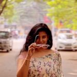 Preethi Kitchappan Instagram - Ethu vanthirunthalum… antha saree kattetu nadaka varala… I had to redo on the roads several several times…. She played me up😅 Bloopzzz #road #instagram #instagood #saree #sareelove #tamil #desi #love #reelsviral #reels #reelsinstagram #reelsindia #reelsitfeelsit #reelitfeelit #reelkarofeelkaro #reelsvideo #reelstamil #reelsviral #trending #sareefashion #sareelovers