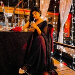 Preethi Kitchappan Instagram - Beauty is not caused. It is.#🖤🤍🖤🤍 #saree #sareelove #black #instapic #picoftheday #pictureoftheday #explore #explorepage #trending #blacksaree #instagood #instadaily #instamood #moodygrams #instagram #instafashion #desi
