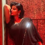 Preethi Kitchappan Instagram - Life is short so let my Pallu be long….. Six yards of simple sophistication 🖤🤍🖤 #sareelover #saree #black #sareelove #pic #picoftheday #instafashion #black #insta #instagram #explorepage #explore #trending #blacksaree #instamood #moodygrams #photo #photoshoot #photographer #instapic #instadaily