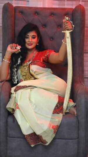 Preethi Kitchappan Instagram - DEDICATED TO ALL MY MALAYALI FANS❤️❤️❤️

Wardrobe courtesy @ar_handlooms_kuthampully 
Videography @venkat_venki_ 
Styling and makeup @prettinezz 

Such pleasure working with this team…grateful for the experience….. ❤️ this Kerala kasavu type saree made me an authentic Keralite⭐️⭐️😊

Makeup, concept and styling @prettinezz ⭐️

#mallugram #malayalam #kerala #keralite #instagood #instagram #insta #instalike #instalove #desi #design #modellife #shootdiaries #malayalam #réel #reels #reelitfeelit #reelsinstagram #reelkarofeelkaro #trending #viralreels #fyp #explorepage #explore #instamood #instamallu #saree #mundu #mallupost #kerala #keralamemes 

#malayalamcinema #mallugram