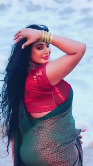 Preethi Kitchappan Instagram - Beach vibes

Costume courtesy @ar_handlooms_kuthampully 

Beautiful green saree with butta work so comfortable to wear and gorgeous to carry….

Thank you for this🙏truly outstanding quality and color…..

Videography @venkat_venki_ absolutely stunning videography… extremely talented and so creative… appreciate your dedication towards what you do… you make me look drop dead gorgeous…..

#insta #instadaily #instamood #beach #tollywood #saree #kollywood #tamilsong #sareelover #sareefashion #beachlife #beachvibes #trending #viralreels #viralvideos #explore #fyp #réel #reelsinstagram #reelitfeelit #malayalam #malayalamcinema #mallu #mallugram #kerala