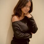 Preethiga Instagram - Sometimes we will cross all our boundaries with one person . We will try to do things we never did just for them , we will take care of them, we will control our anger and more . Before doing everything for one person just think is that person is treating you in the same manner if not that doesn’t worth for anything 🤌 . #preethiga #trendingpost #captions