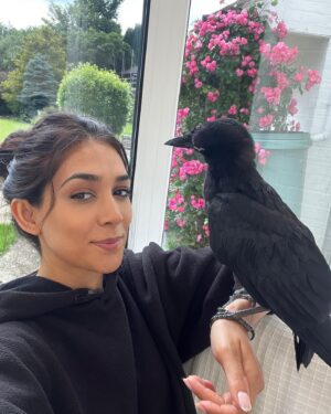Preeti Desai Instagram - Meeting mothers latest rescue #raven