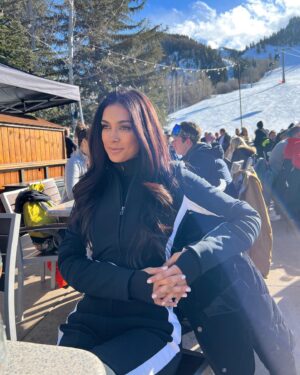 Preeti Desai Instagram - Just a little reminder of how exciting it is to think of all the people you haven’t met yet that you’re going to love 🤍