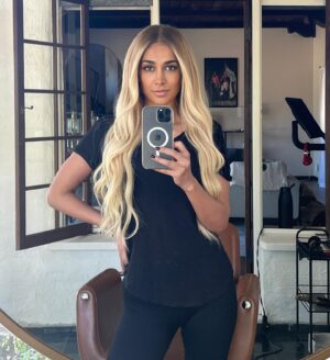 Preeti Desai Instagram - @josephchase turned me into a blonde! 😂