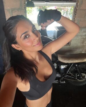Preeti Desai Instagram - Happy Monday, let’s goo!