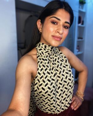 Preeti Singh Instagram - YOU & I (NO FILTER) ♥️
.
.
.
#fashiongram #explore