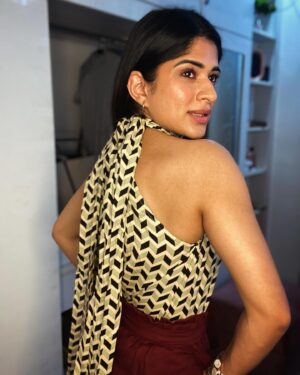 Preeti Singh Instagram - YOU & I (NO FILTER) ♥️
.
.
.
#fashiongram #explore