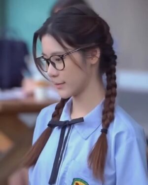 Preeyaphat Lawsuwansiri Instagram - Charoen kaa👧🏻🤓✨ #23point5
