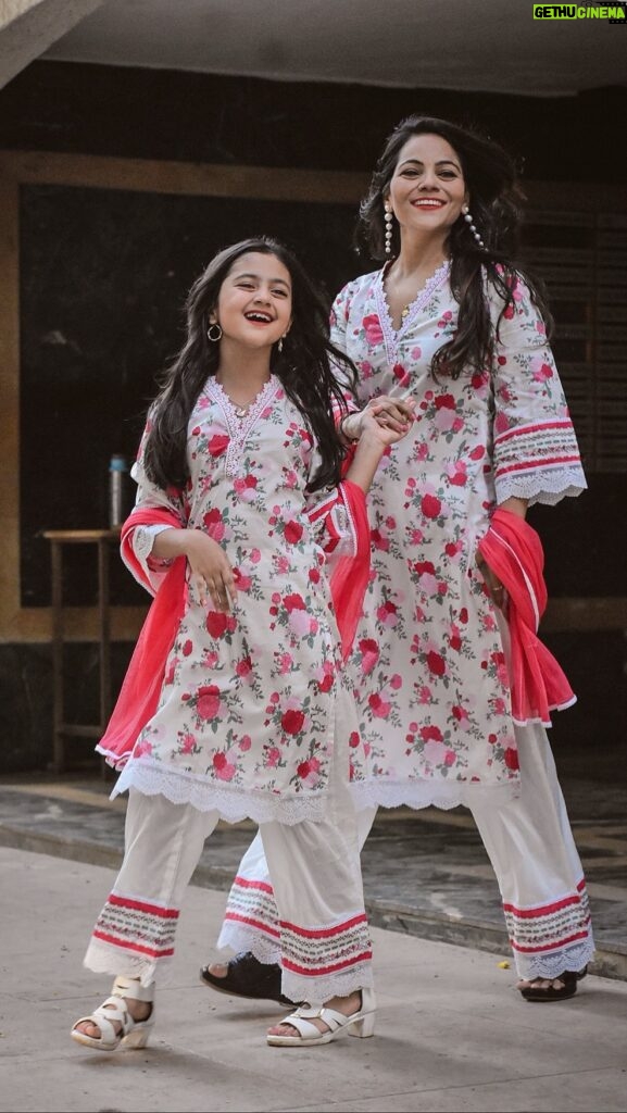 Princy Prajapati Instagram - From twinning to winning hearts – dancing into Mother’s Day with BIBA grace! ✨ . . . #mothersday #explorepage #foryoupage #trending #bibaindia #fashion #ootd #kidsfashion #instagood #biba #bibagirls #popular #cute #indianwear #collab #anupamaa #reels