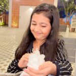 Princy Prajapati Instagram - Konsa khajana chura liya jo ese dekh rhe ho bhaiya😅😅 #reels #trending #funny #explore