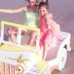 Princy Prajapati Instagram - New work out for @pinekids.in @firstcryindia ❤️with cutest @princy.prajapatii ❤️❤️❤️ : . #jianarigara #princy #newwork #anupamaa #reel #reelsinstagram #beach #beachlife #summer #summervibes #viral #fyp #trendingreels #trending