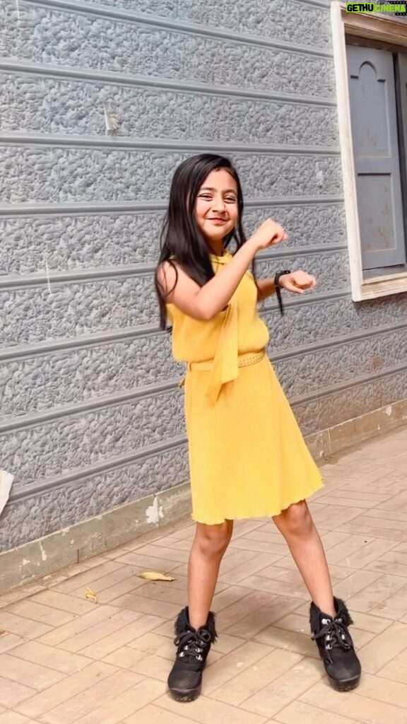 Princy Prajapati Instagram - Trending 💛 👗: @tinybabyindia #reels #trending #viral #explore