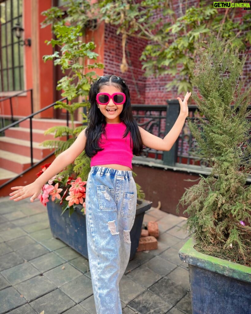 Princy Prajapati Instagram - Pink Baby🌸…… #anupamaa #princyprajapati #mumbai #photoshoot #childartist #pari