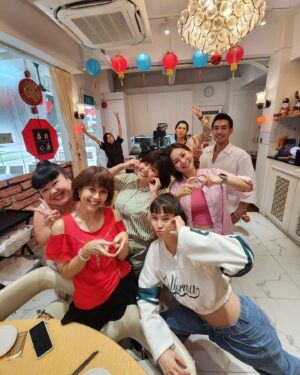 Priscelia Chan Instagram - ❤️❤️❤️ #520 from us #巨舞霸#mediacorpTheBlockbusters