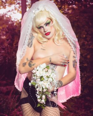 Priscilla Chambers Instagram - I....DON’T 💔💍💔 

Grabbing a handful of my new BOObies for @grahammorrison 👻 

Part 3 coming soon. 
Photos by: @grahammorrison