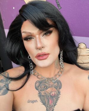 Priscilla Chambers Instagram - This look is called- I will suck the fart out of your ass 🖤