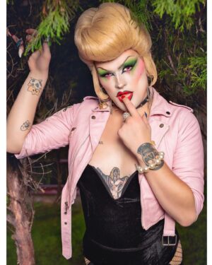 Priscilla Chambers Instagram - Priscilla 🔥Presley🔥 

This is part 1 of 3 KILLER photo shoots with the lovely @grahammorrison ! Stay tuned for more 🤠 

Pink glitter and the GOREgeous blush palette is from @trixiecosmetics // Pink glitter is a mix of ‘1969’ & ‘BabyDoll’ 💖💘💖