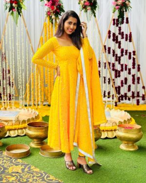 Priya Hegde Instagram - All about darling @_tejaswini_gowda_official & @amardeep_chowdary ‘s haldhi function 

This beautiful outfit is from @neharajappa_official ❤️

#happyface #haldhifunction #tejuamar #congratulations #weddingvibes #stayhappy😊