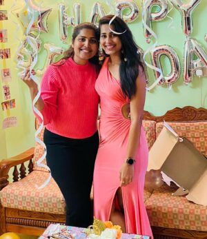 Priya Hegde Instagram - Here I am to celebrate another year of my life ❤️ I am overwhelmed by all the wishes, love and attention I received. Special thanks to all my supporters and darling @_tejaswini_gowda_official ‘s fans
@tejashwini_luv_4ever 
@tejuu_dimple_queen_fp 
@tejuu_lub 
#birthdaysseason #novemberborn #happyme #vibes #priyahegde❤️ #celebration #selflove