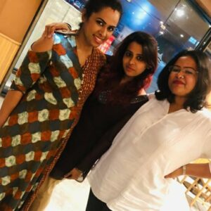Priya Manjunathan Instagram - Gals day out 😎😍🥰 #gals #gossip #coffee #fun