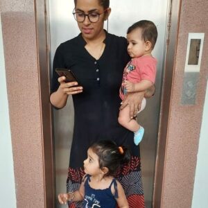 Priya Manjunathan Instagram - Chumma oru click 😉😀 yes am wearing power glasses... Vayasachuna all these power will occur 😂😂😂