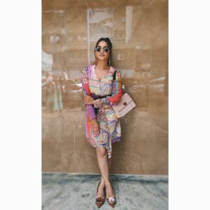 Priyanka Purohit Instagram - Every girl is a doll,
either Barbie or Annabelle ! 😺