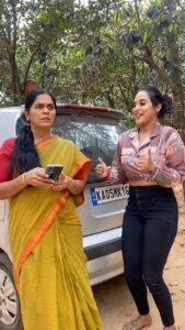 Priyanka Shivanna Instagram - 😜 . . @officialjoshapp @joshapp.kannada #JoshMeinAaja #reelsviral #instareels #trendingreels #shooting #comedy