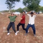 Priyanka Shivanna Instagram - “Truly great friends are hard to find, difficult to leave, and impossible to forget.” — @darshannarayan8351 . . #friendship #reelsinstagram #dancelife #lifeisbeautiful