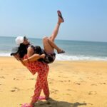 Priyanka Shivanna Instagram – 🧡🖤
.
.
#mangalore #beachvibes #happyday #friendship