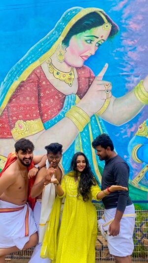 Priyanka Shivanna Instagram - F.R.I.E.N.D.S 
.
.
#foreverfriends #happytime #templerun #fun
