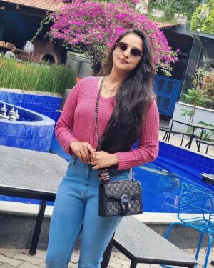Priyanka Shivanna Instagram - Love the life you live. ...
.
.
#peaceofmind #happiness #weekendvibes #bramabrews #chill