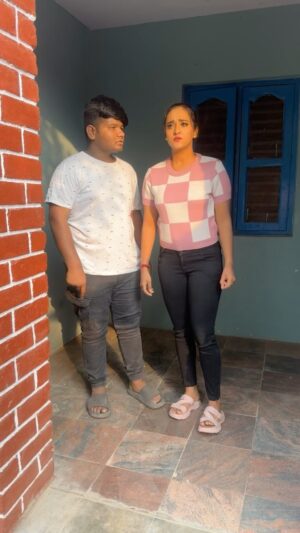 Priyanka Shivanna Instagram - 😝😝
.
.
@vishwas_vishu22 

#comedy #funtime #shootlife #trendingreels #viralreels #instaviral