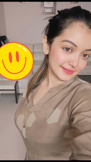Puja DebNath Instagram - যদি তোর ডাক শুনে কেউ না আসে
তবে একলা চলো রে
যদি সবাই থাকে মুখ ফিরায়ে
সবাই করে ভয়
তবে পরান খুলে
ও তুই মুখ ফুটে তোর মনের কথা
একলা বলো রে।