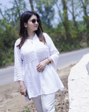 Puja DebNath Instagram - Pic- Er AB ❤️🙏
#followerseveryone #envermant #naturephotography #TopFans #tree @highlight