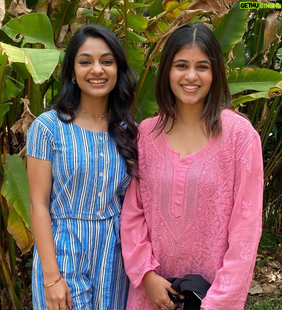 Pujitha Devaraj Instagram - Meera and Divya casually chilling in their office/pazhagi paklam trip🖼️ Definitely the BEST FRIEND in my life rn on and off screen @i__ivana_ 💘 You are rare , you are special & you are the BEST🫂 #lgm #ivana #pujithadevaraju #dhoni #msd #picofday #bff