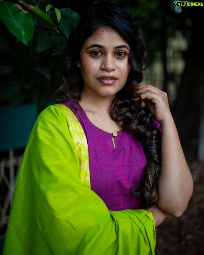 Pujitha Devaraj Instagram - Take me along 🫲🏻 Shot by @vasanthmaniphotography Outfit @_fabern Hair @sharmi__mua #july #pujithadevaraju #instacolor #instagood #metas